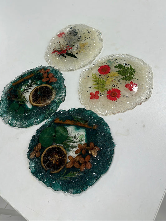 Coasters with Flowers Resin Workshop