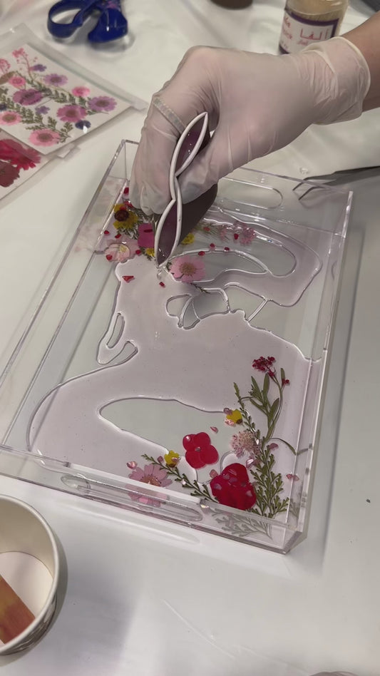 Tray with Flowers Resin Workshop